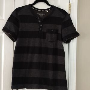 Guess black and gray striped shirt Sz M EUC